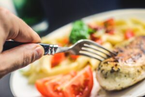 Potrawka z kurczaka: Przepisy, Porady i Inspiracje na Smaczne Dania